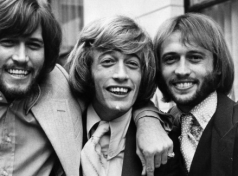 RIP ROBIN GIBB